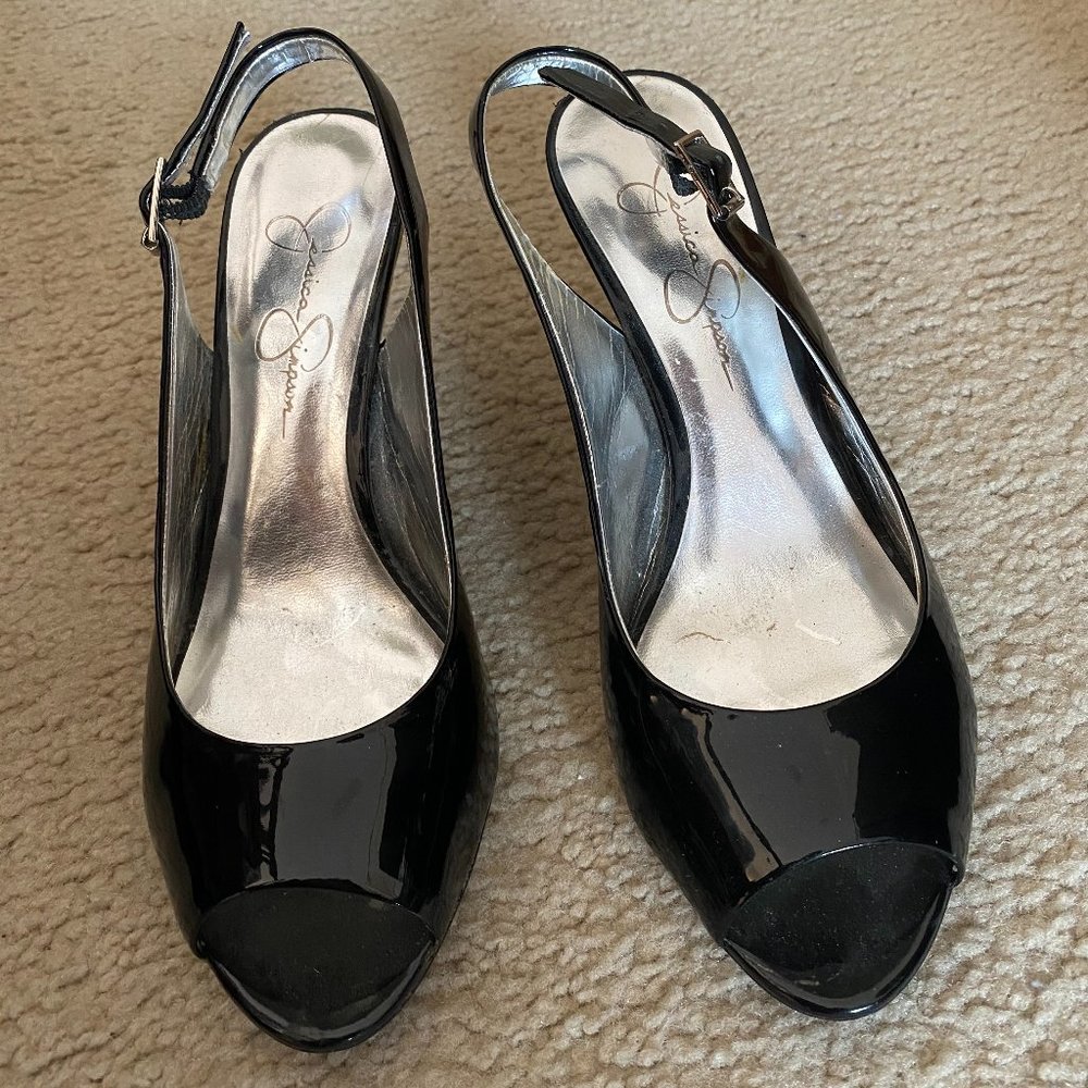 JESSICA SIMPSON Black Patent Leather Heels (8)